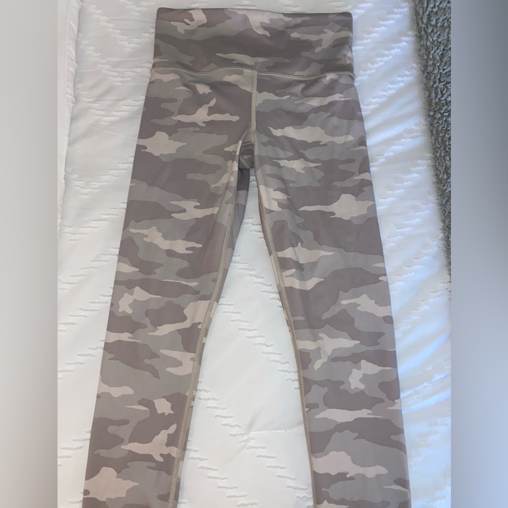 Small White Army Print Athleta Leggings